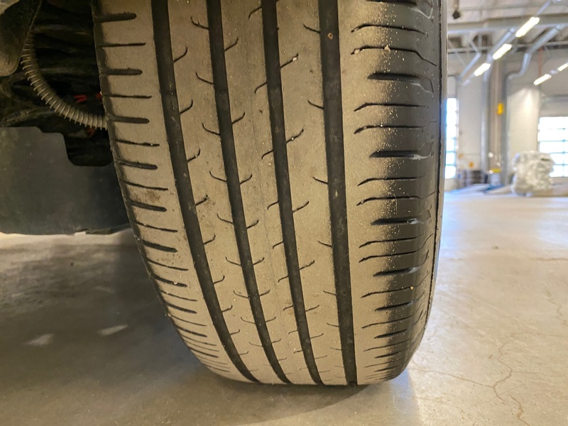 Peugeot e-2008 vaihtoauto