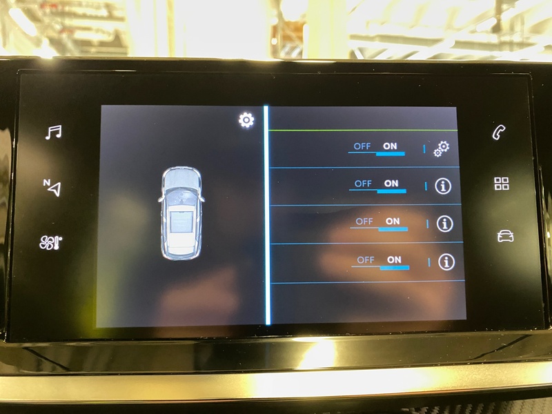 Peugeot e-2008 vaihtoauto