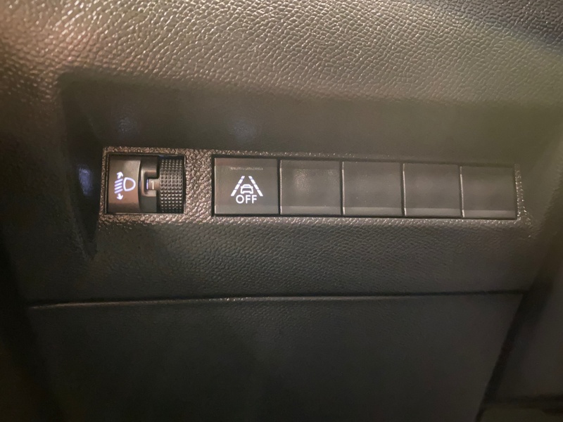 Peugeot e-2008 vaihtoauto