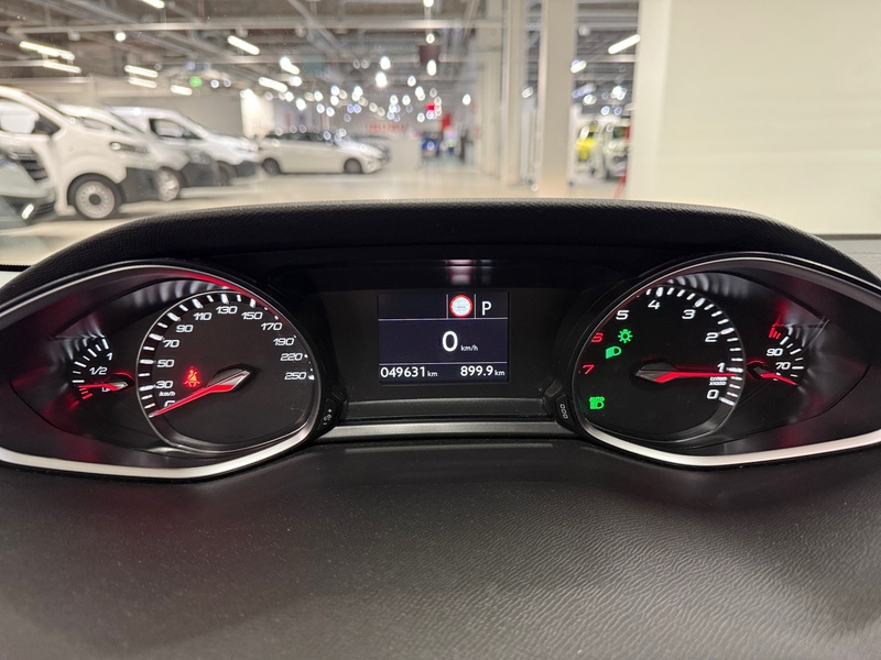 Peugeot 308 vaihtoauto