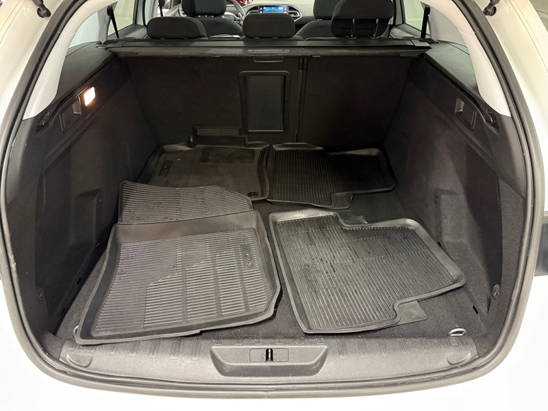 Peugeot 308 vaihtoauto