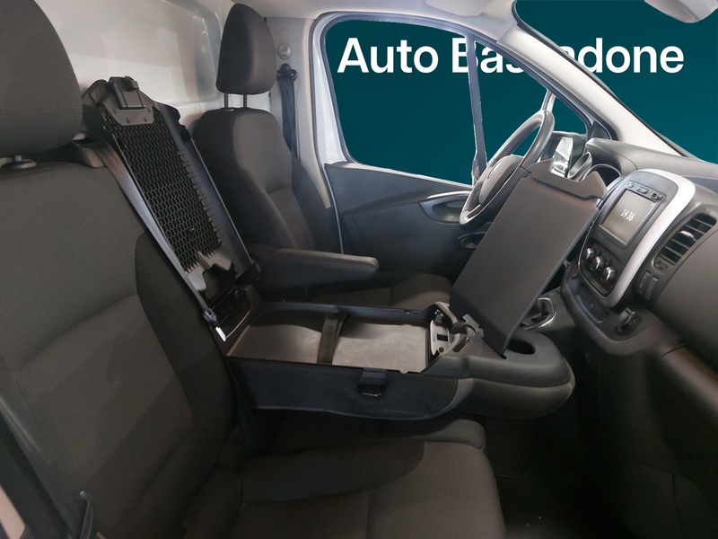 Renault Trafic vaihtoauto