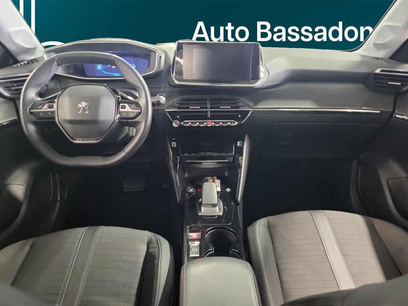 Peugeot e-208 vaihtoauto