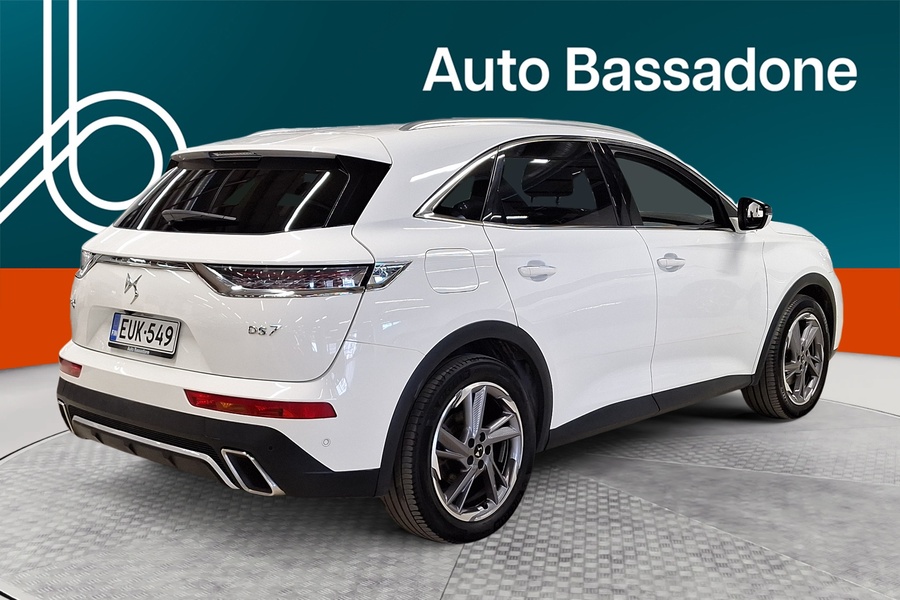 DS 7 Crossback vaihtoauto