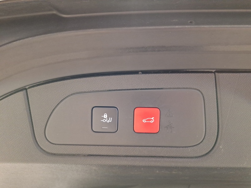 DS 7 Crossback vaihtoauto