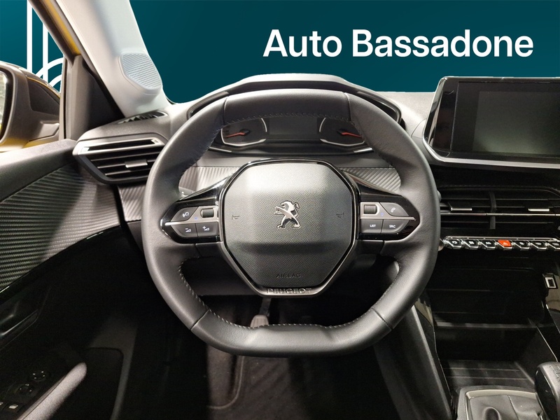 Peugeot 208 vaihtoauto