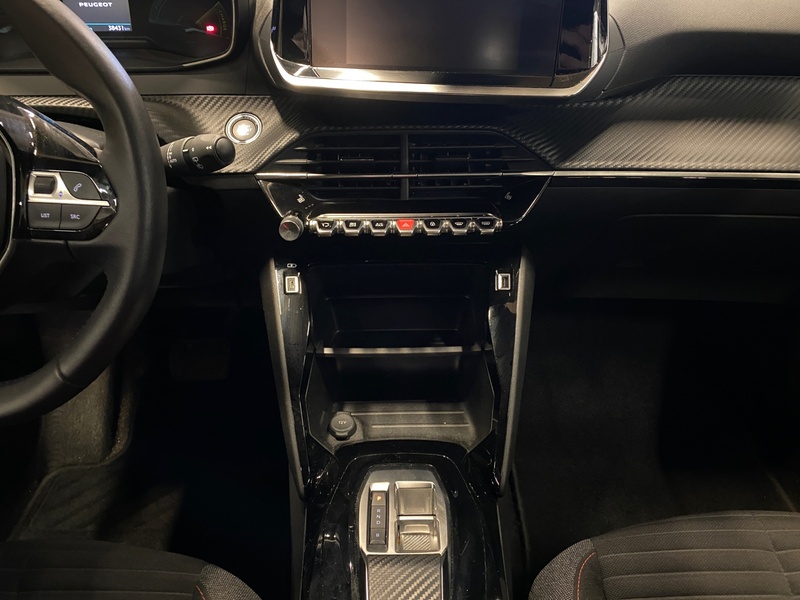 Peugeot e-2008 vaihtoauto