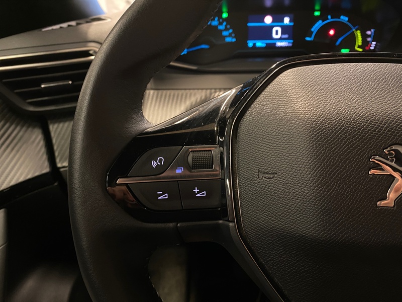 Peugeot e-2008 vaihtoauto