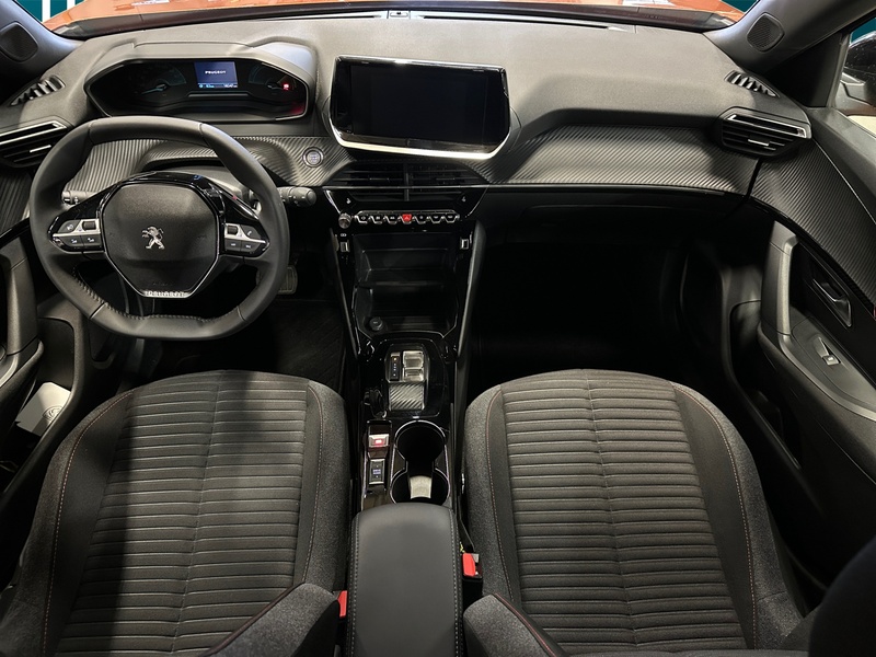 Peugeot e-2008 vaihtoauto