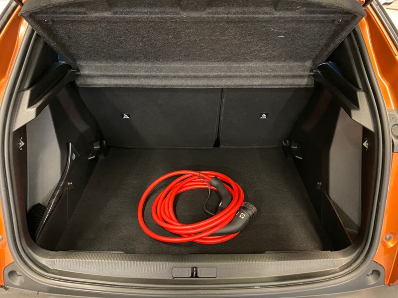 Peugeot e-2008 vaihtoauto