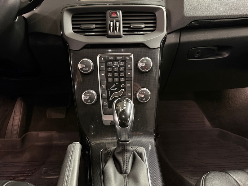 Volvo V40 vaihtoauto