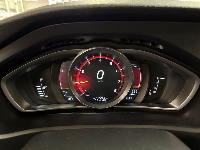 Volvo V40 vaihtoauto