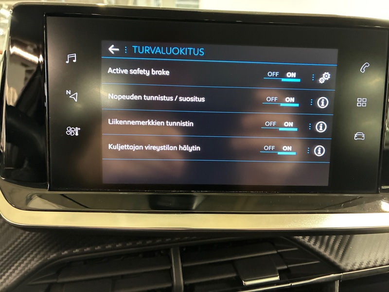 Peugeot 208 vaihtoauto