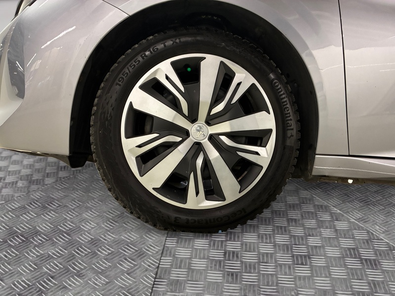 Peugeot 208 vaihtoauto