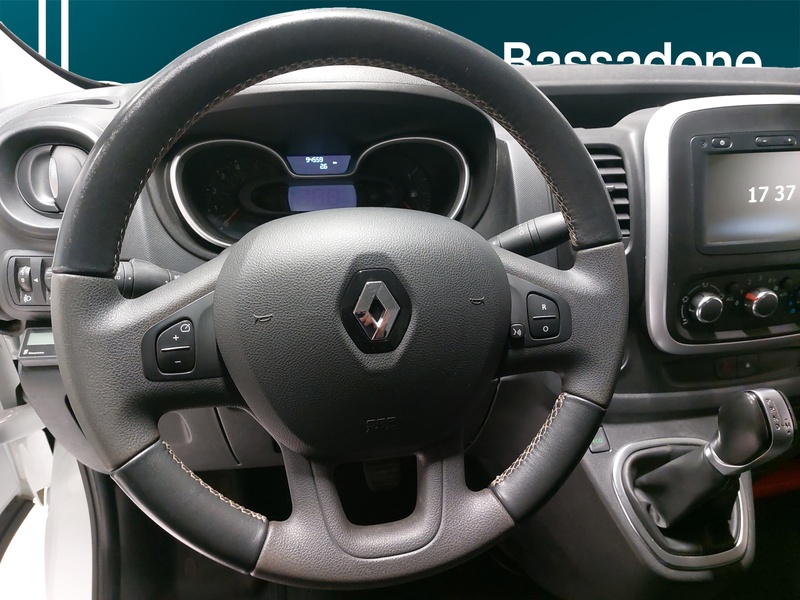 Renault Trafic vaihtoauto