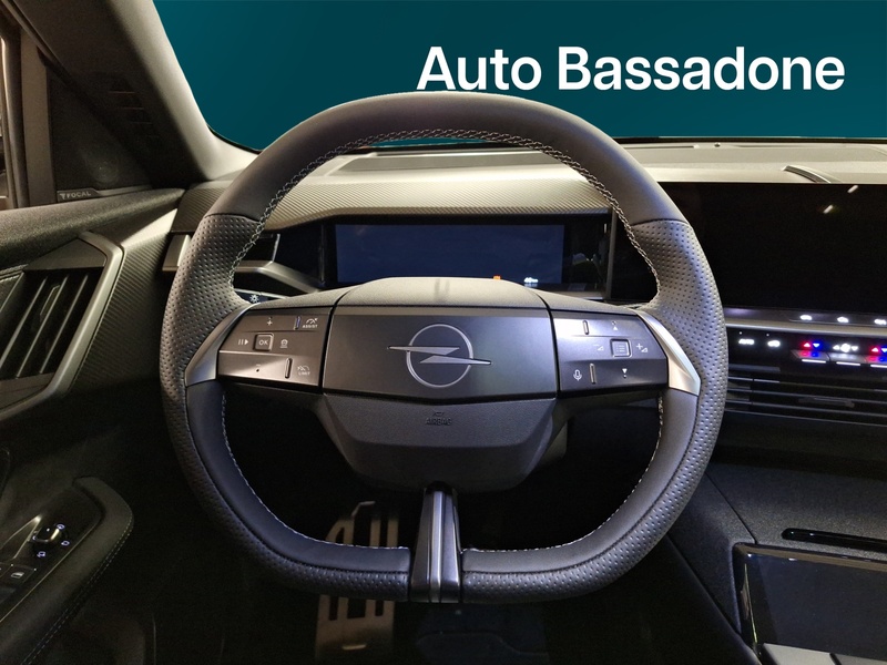 Opel Grandland vaihtoauto