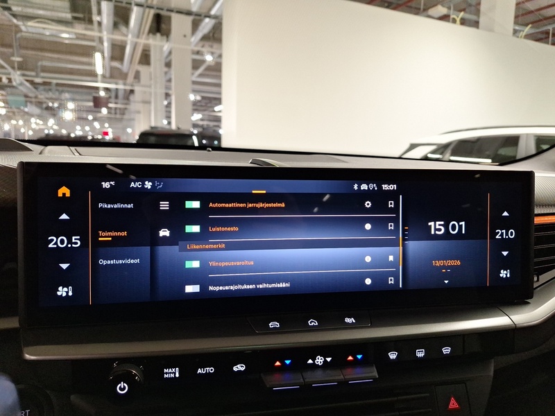 Opel Grandland vaihtoauto