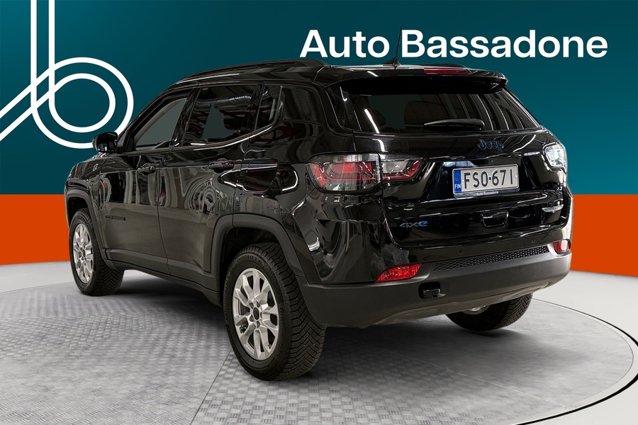 Jeep Compass vaihtoauto