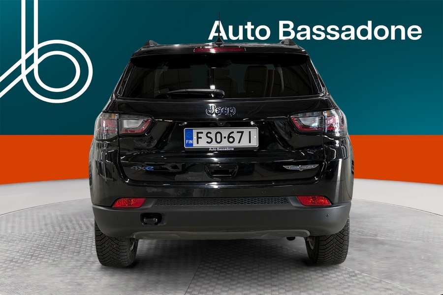 Jeep Compass vaihtoauto