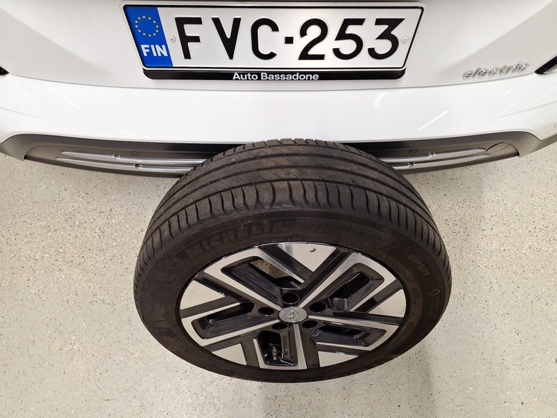 Hyundai Kona vaihtoauto