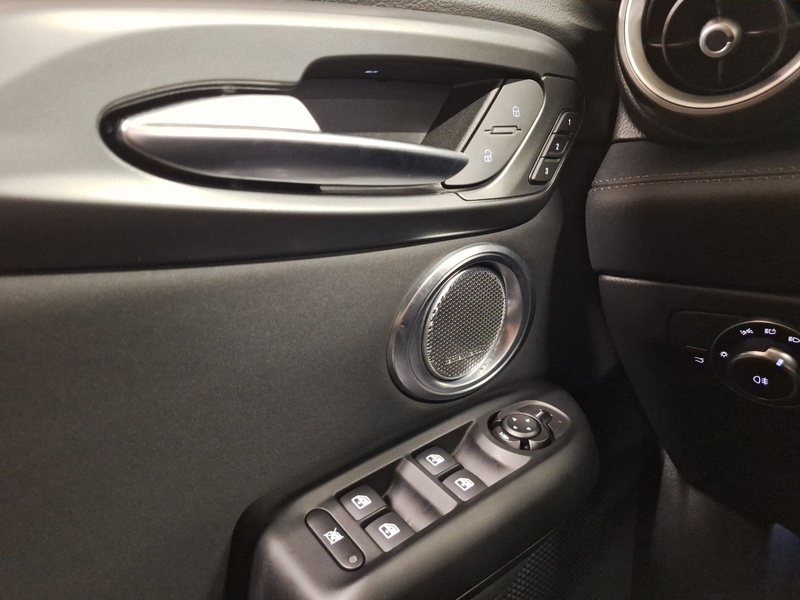 Alfa Romeo Tonale vaihtoauto