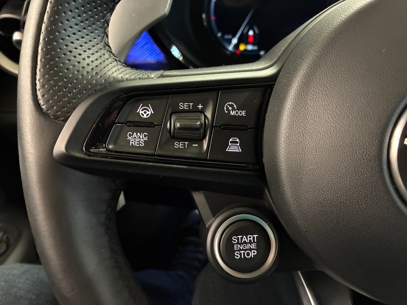 Alfa Romeo Tonale vaihtoauto