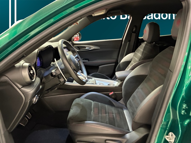 Alfa Romeo Tonale vaihtoauto