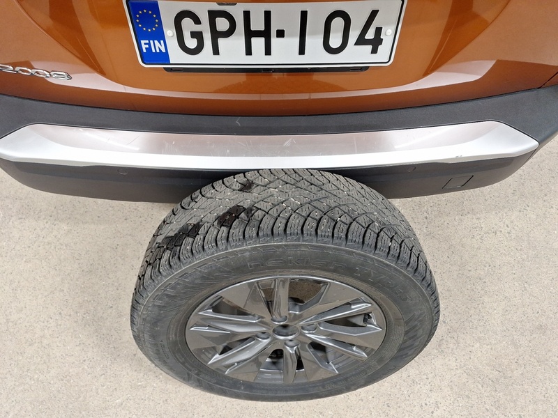 Peugeot e-2008 vaihtoauto