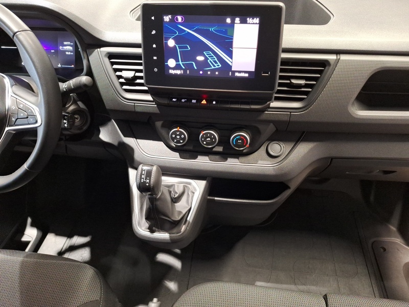 Renault Trafic vaihtoauto