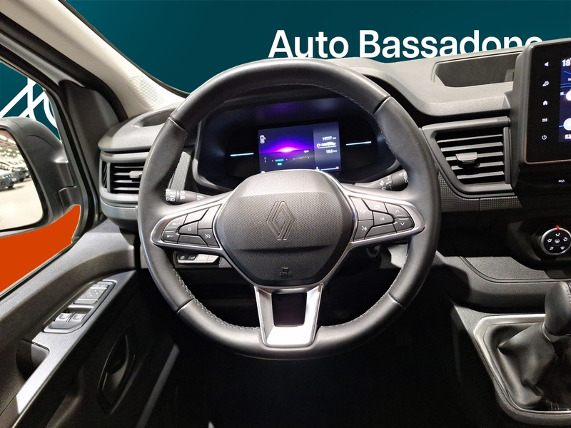 Renault Trafic vaihtoauto