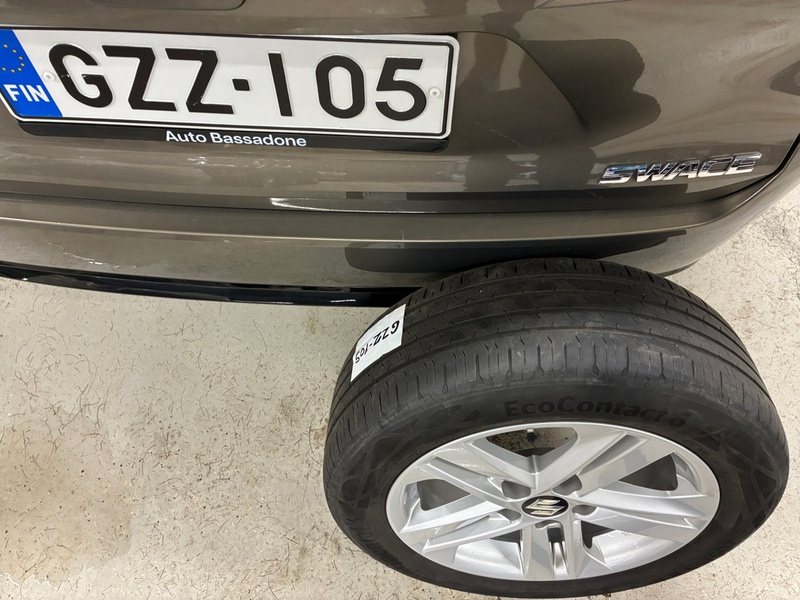 Suzuki Swace vaihtoauto