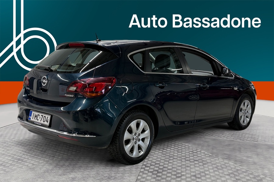 Opel Astra vaihtoauto