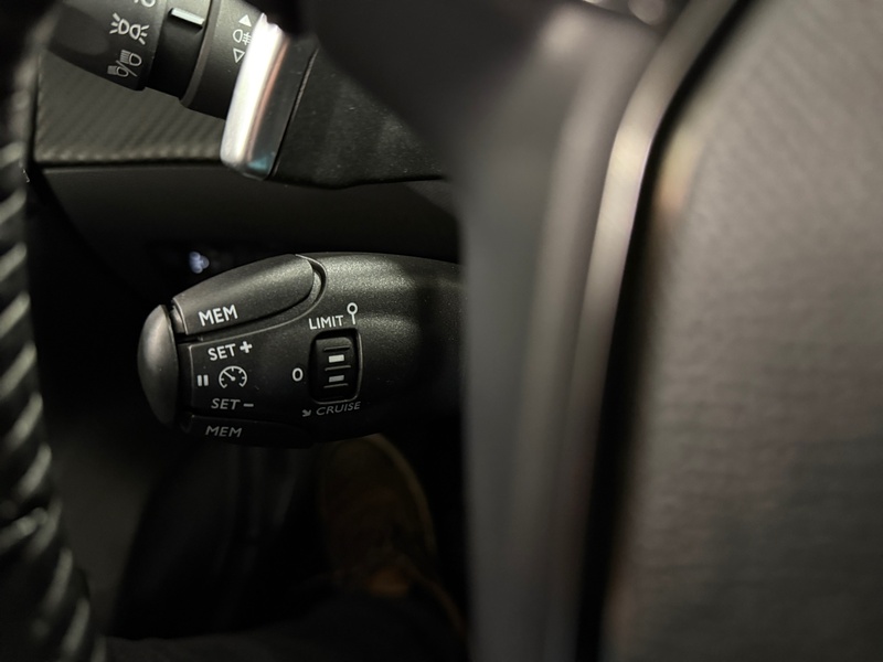 Peugeot 208 vaihtoauto