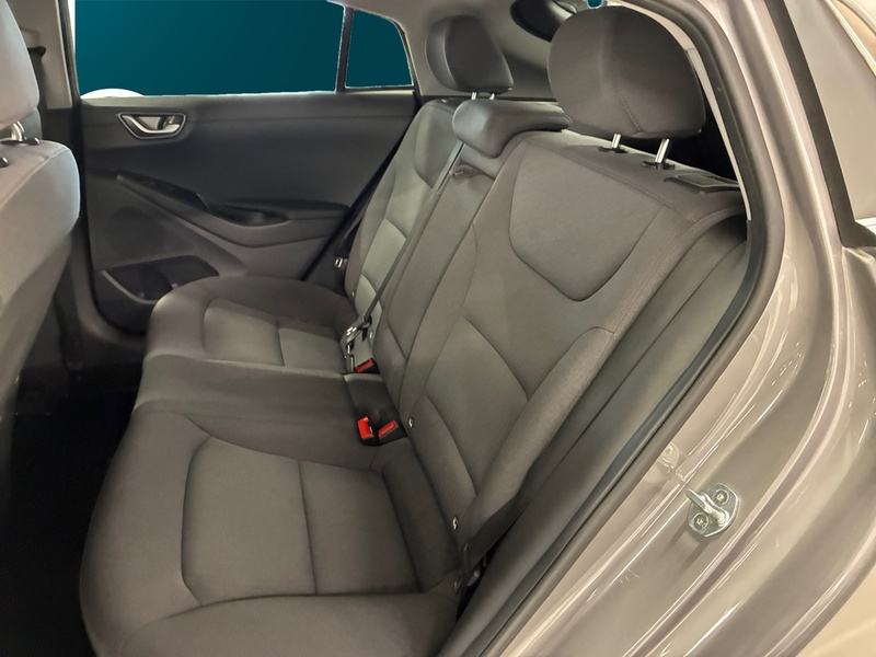 Hyundai IONIQ hybrid vaihtoauto