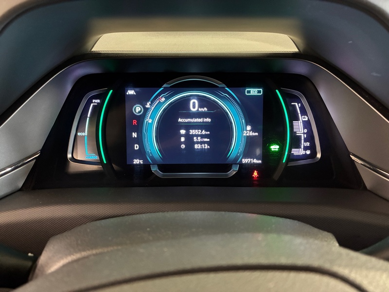 Hyundai IONIQ hybrid vaihtoauto