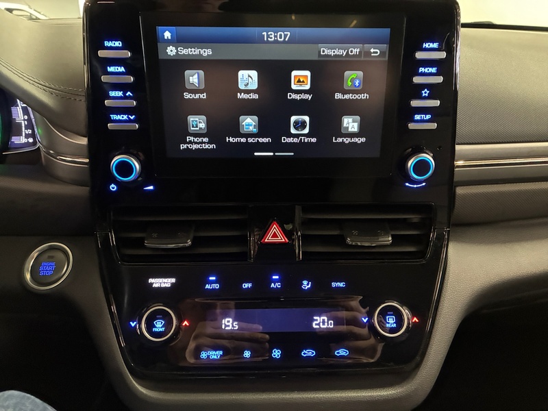 Hyundai IONIQ hybrid vaihtoauto