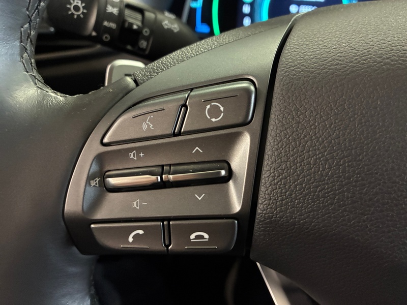 Hyundai IONIQ hybrid vaihtoauto