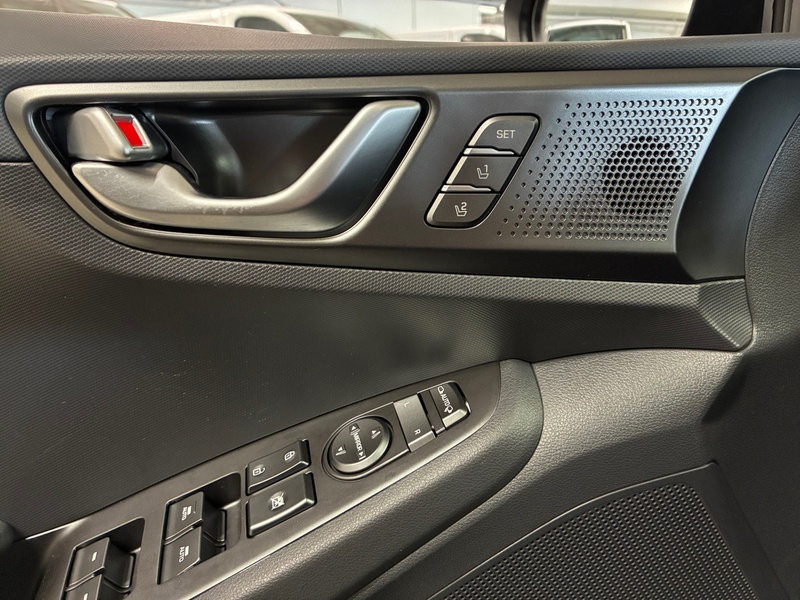 Hyundai IONIQ hybrid vaihtoauto