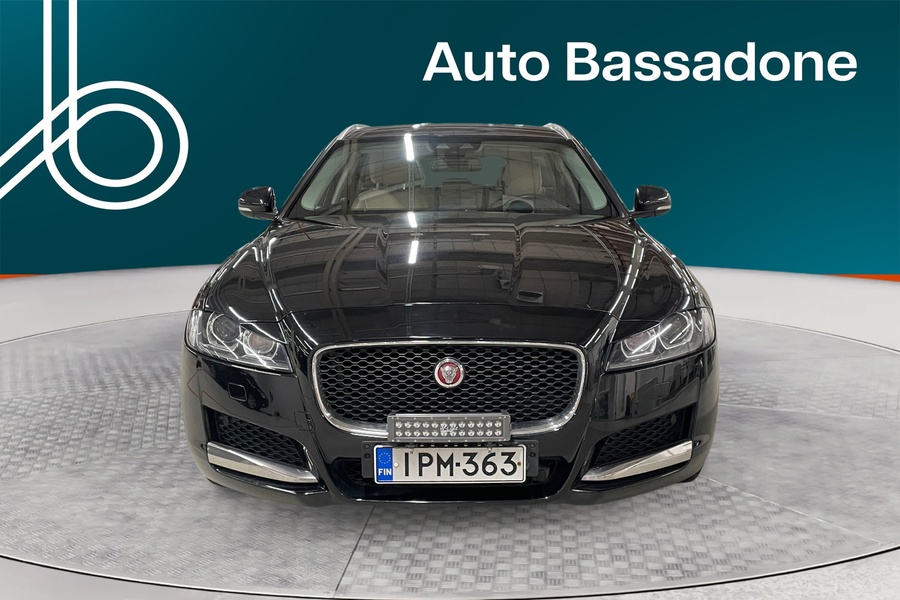 Jaguar XF vaihtoauto