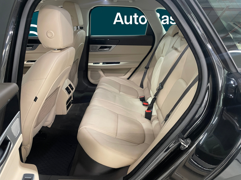 Jaguar XF vaihtoauto