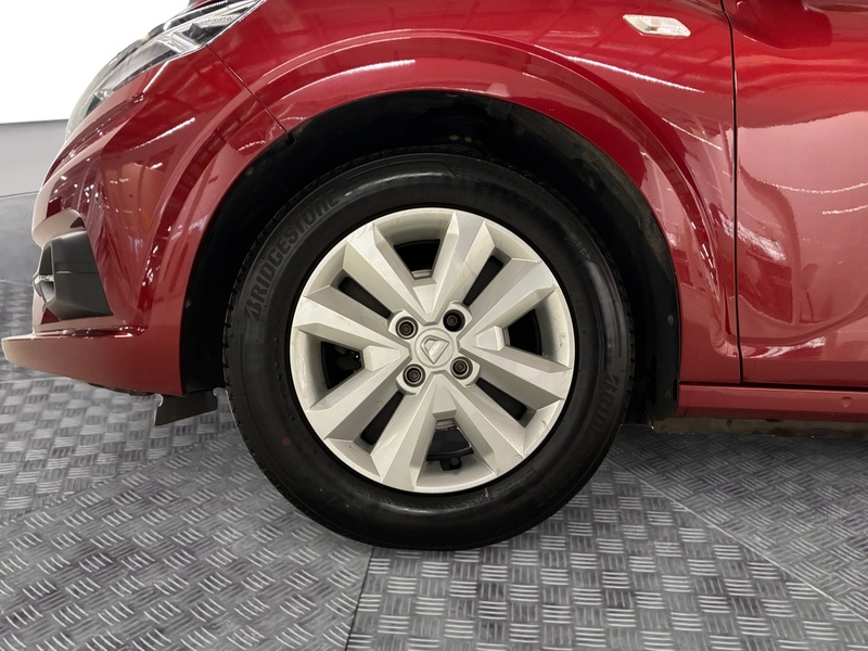 Dacia Sandero vaihtoauto