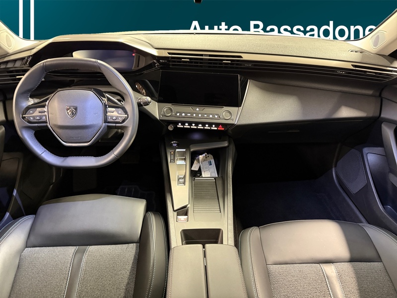 Peugeot 308 vaihtoauto