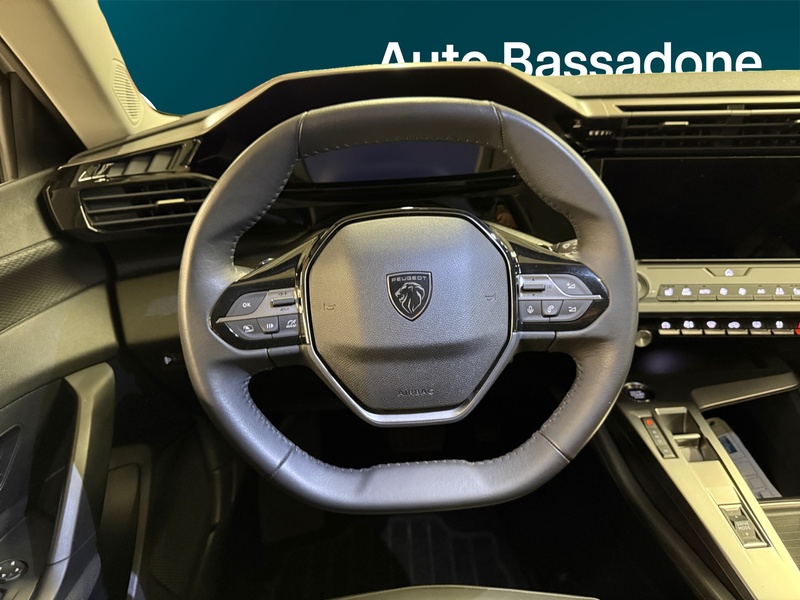 Peugeot 308 vaihtoauto