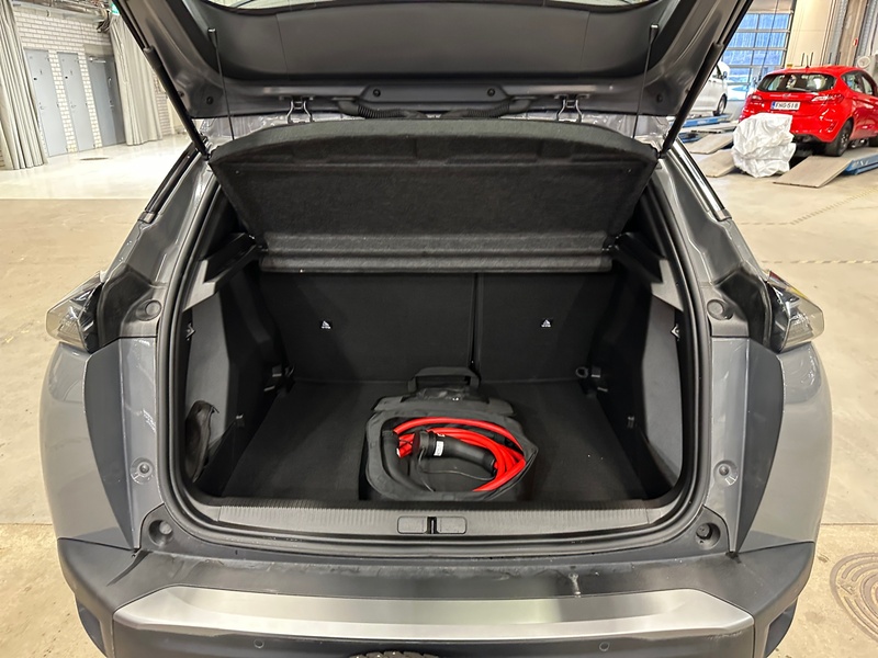 Peugeot e-2008 vaihtoauto