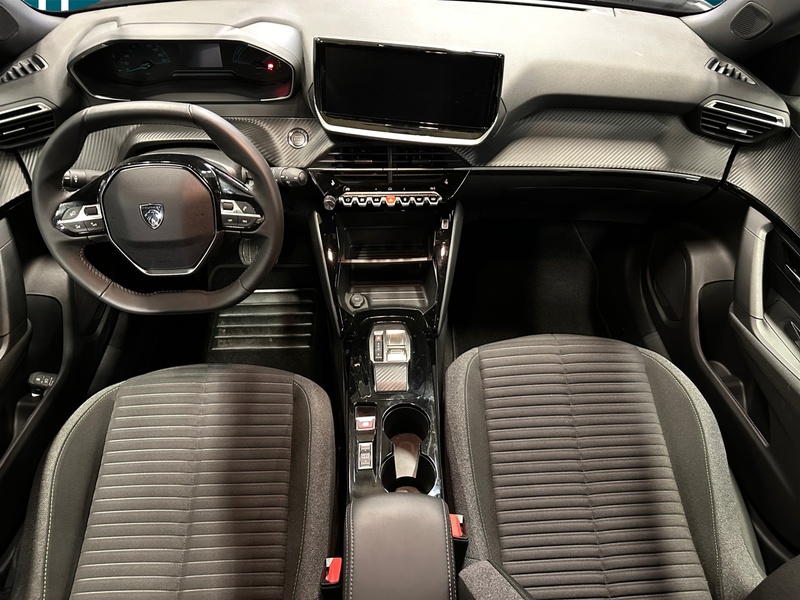 Peugeot e-2008 vaihtoauto