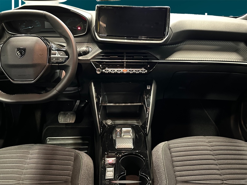 Peugeot e-2008 vaihtoauto