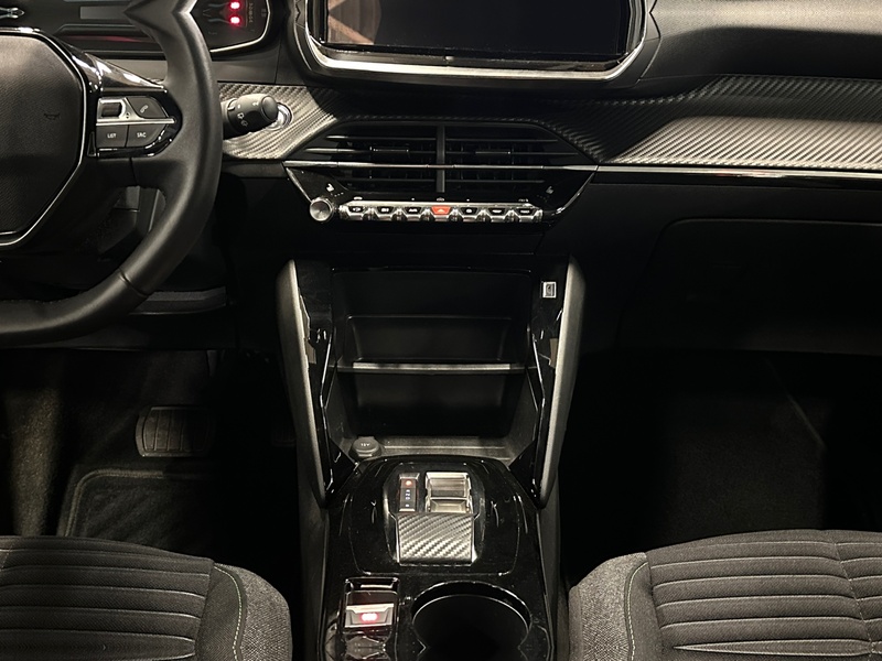 Peugeot e-2008 vaihtoauto