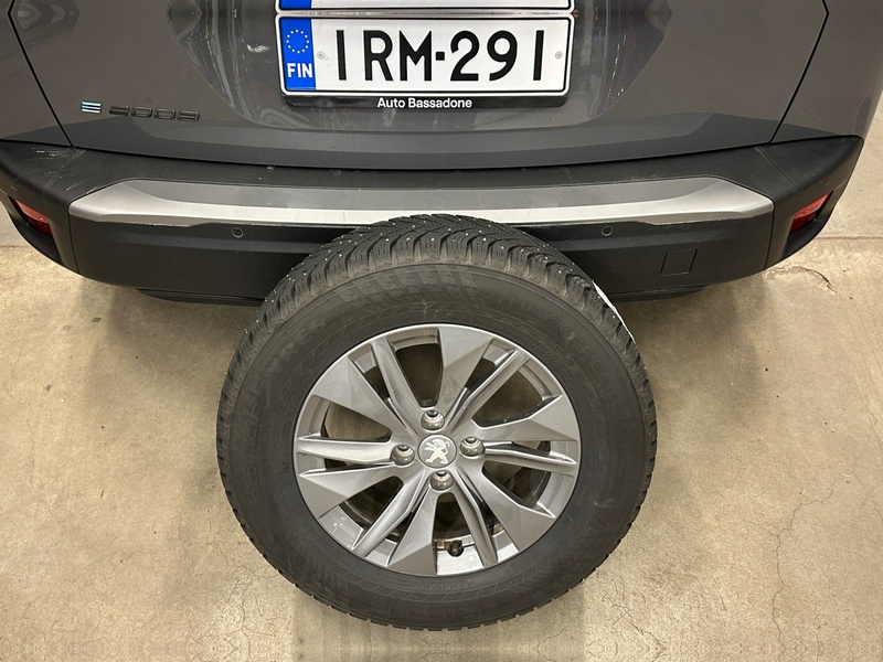 Peugeot e-2008 vaihtoauto