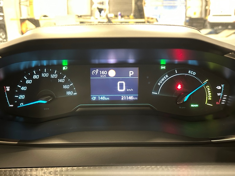 Peugeot e-2008 vaihtoauto