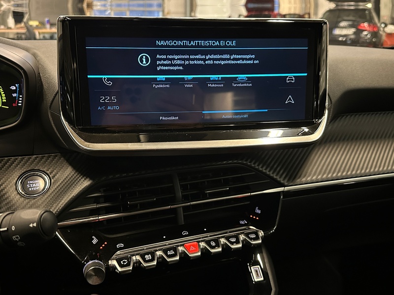 Peugeot e-2008 vaihtoauto